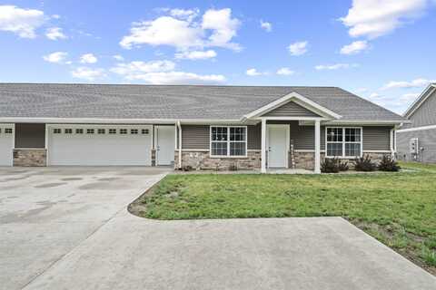 120 Bailey, Manchester, IA 52057