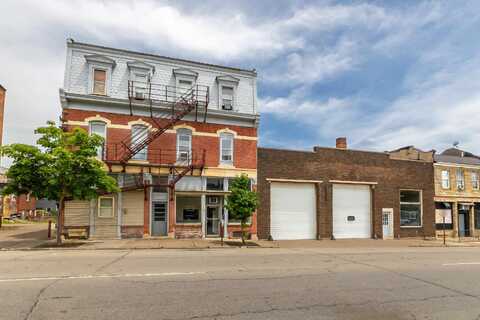 646 Central, Dubuque, IA 52001