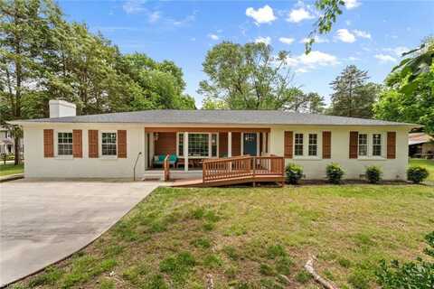 6925 Wooden Rail Lane, Summerfield, NC 27358