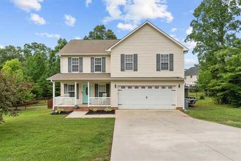 581 Old Castle Drive, Randleman, NC 27317