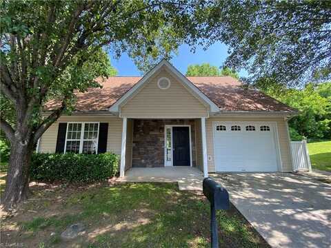 5865 Regents Village Drive, Winston Salem, NC 27103
