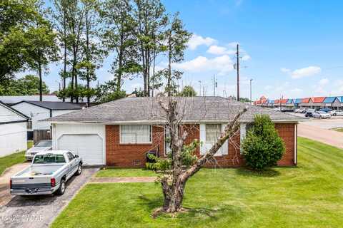 2101 Volunteer Boulevard, Dyersburg, TN 38024