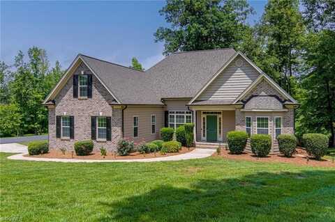 3001 Walbrook Terrace, Browns Summit, NC 27214