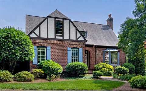 104 Westhaven Circle, Winston Salem, NC 27104