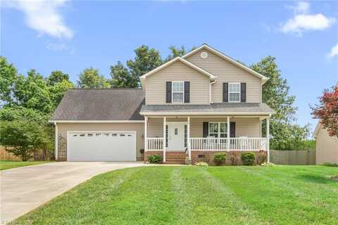 74 Harris Farm Court, Thomasville, NC 27360