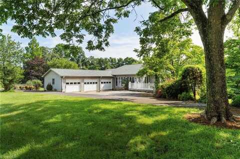 1805 Garner Road, Yadkinville, NC 27055