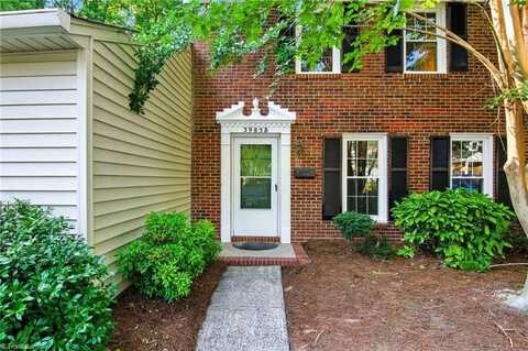 3985 Valley Court, Winston Salem, NC 27106