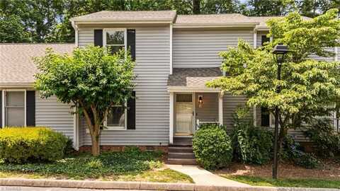 3 Appletree Lane, Greensboro, NC 27455