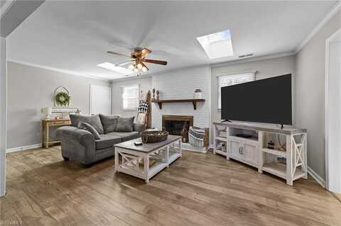 4611 Paradise Lane, Winston Salem, NC 27101