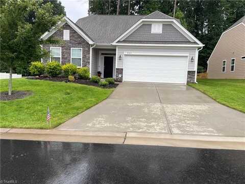 5161 Quail Forest Drive, Clemmons, NC 27012
