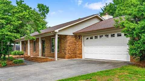 305 Marylebone Drive, Kernersville, NC 27284