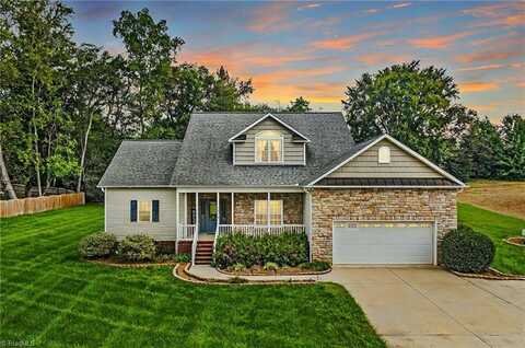 117 Chandler Drive, Mocksville, NC 27028