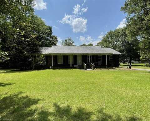 2404 Lakeshore Drive, Greensboro, NC 27407