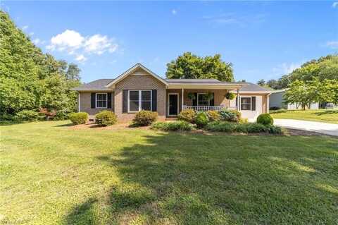 172 Victoria Circle, Madison, NC 27025