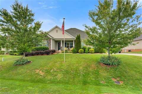 4843 Knollview Drive, Walkertown, NC 27051