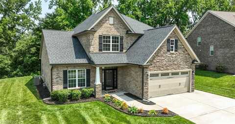413 Freemont Drive, Thomasville, NC 27360