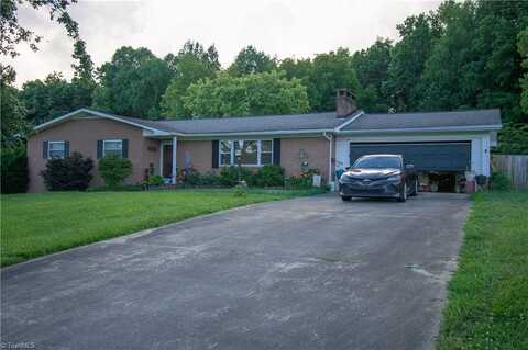 1014 Hill Avenue, Wilkesboro, NC 28697