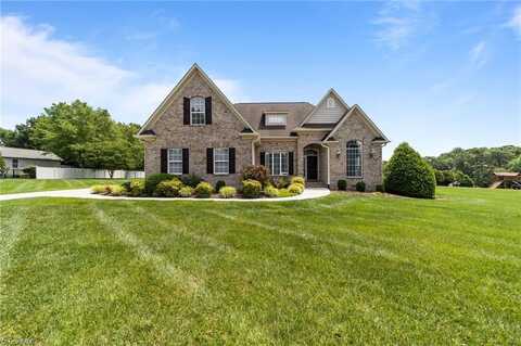 7796 Crabtree Valley Court, Greensboro, NC 27455