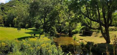 3500 Teaberry Road, Lansing, NC 28643