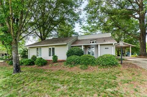 118 Maple Lane, King, NC 27021