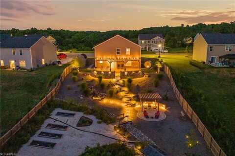 301 Rebecca Avenue, Lexington, NC 27295