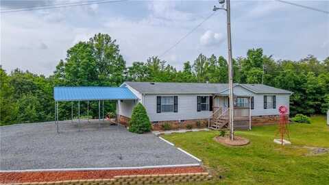 1747 Lynchburg Road, Westfield, NC 27053