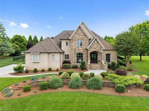 6792 Meadow View Drive, Summerfield, NC 27358