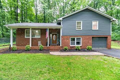 240 Creekwood Drive, Advance, NC 27006