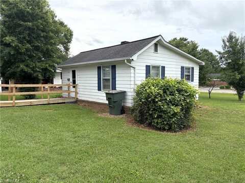 905 W Jefferson Street, Mayodan, NC 27027