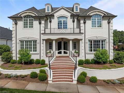 2990 Reynolds Square, Winston Salem, NC 27106
