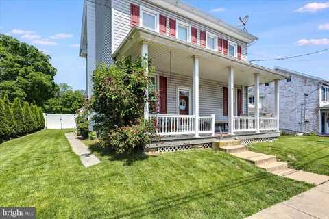 9 S RACE STREET, RICHLAND, PA 17087