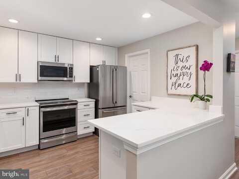 2900 SHIPMASTER WAY, ANNAPOLIS, MD 21401