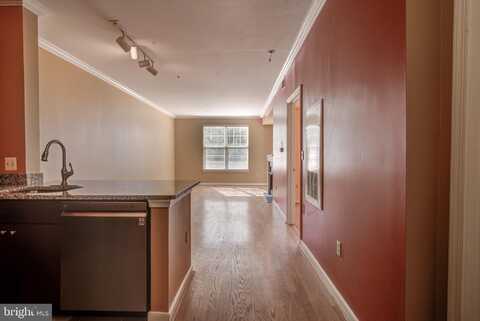 1645 INTERNATIONAL DRIVE, MCLEAN, VA 22102