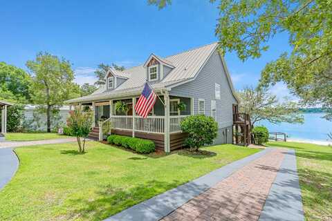 3803 Crystal Lake Drive Drive, Chipley, FL 32428