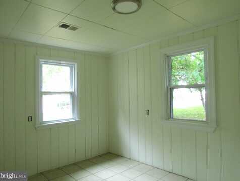 410 PENNEWILL STREET, GREENWOOD, DE 19950