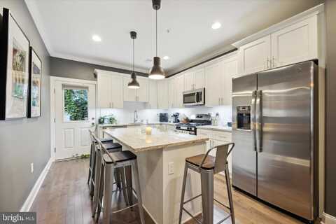 2137 N DARIEN STREET, PHILADELPHIA, PA 19122