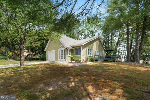 19 CEDAR AVENUE, MANAHAWKIN, NJ 08050