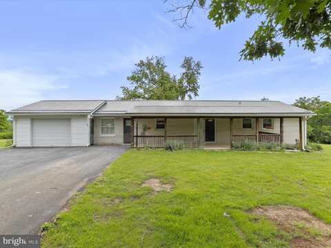 193 CHEVY LANE, BERKELEY SPRINGS, WV 25411