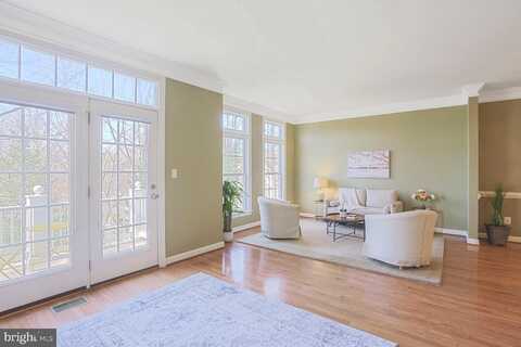 4086 CLOVET DRIVE, FAIRFAX, VA 22030
