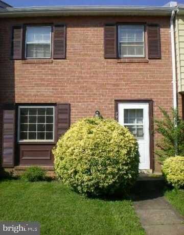 2902 BUELL COURT, DUMFRIES, VA 22026