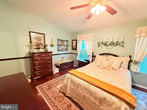 202 DOUGLAS COURT, WEST DEPTFORD, NJ 08086