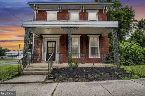 219 N MARKET STREET, DUNCANNON, PA 17020