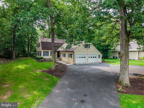 7 FOREST LANE, CARLISLE, PA 17015