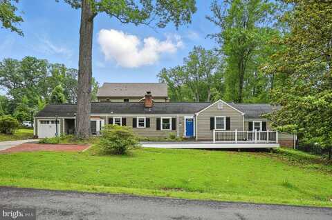 8536 APONI ROAD, VIENNA, VA 22180