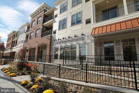 200 N SYCAMORE STREET, NEWTOWN, PA 18940