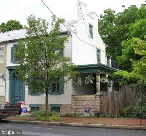 165 E LOUTHER STREET, CARLISLE, PA 17013