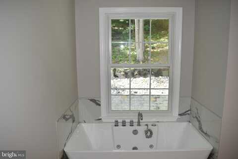 2008 COAST GUARD DRIVE, STAFFORD, VA 22554