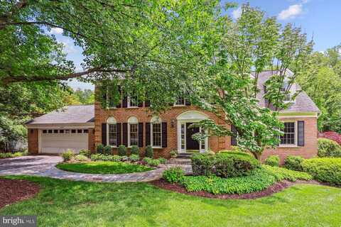 10127 HILLINGTON COURT, VIENNA, VA 22182