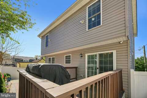 303 W B STREET, BRUNSWICK, MD 21716