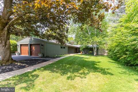 555 HILLCREST AVENUE, STATE COLLEGE, PA 16803